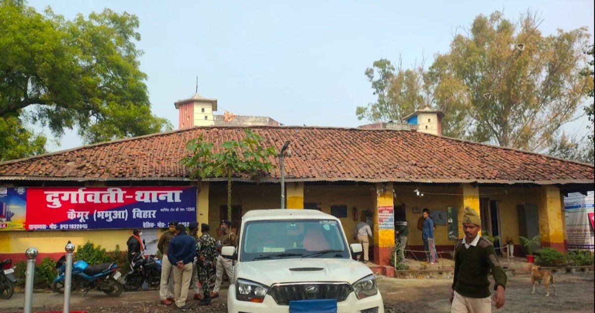 हिंदी समाचार |दो वारंटी के साथ एक शराब सेवन...