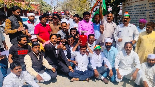 हिंदी समाचार |एलपीजी गैस का बढ़ा दाम, रसोईघर...