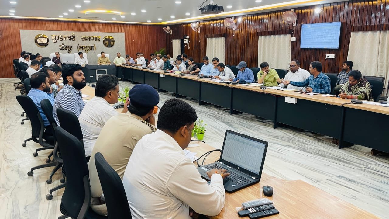 हिंदी समाचार |मुंडेश्वरी सभागार मे...