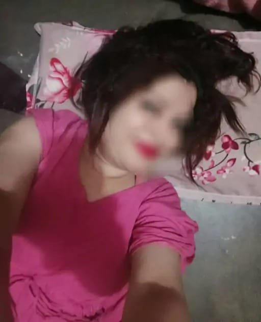 हिंदी समाचार | प्रेमी के लिए किन्नर से लड़की...