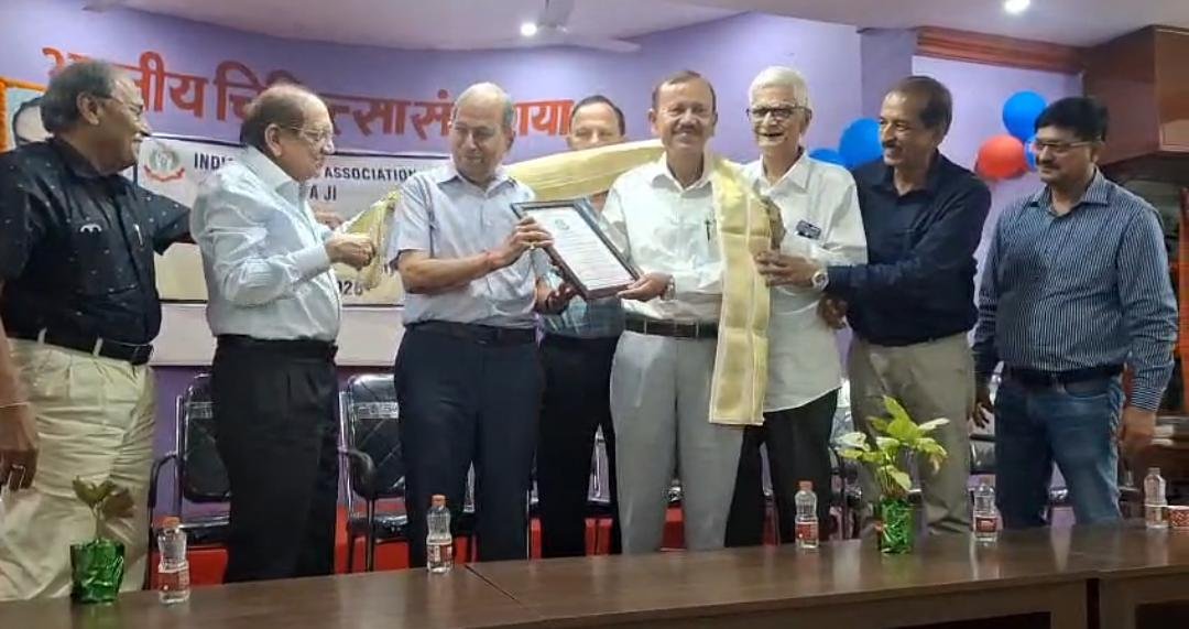 हिंदी समाचार | चिकित्सा और समाज सेवा में...