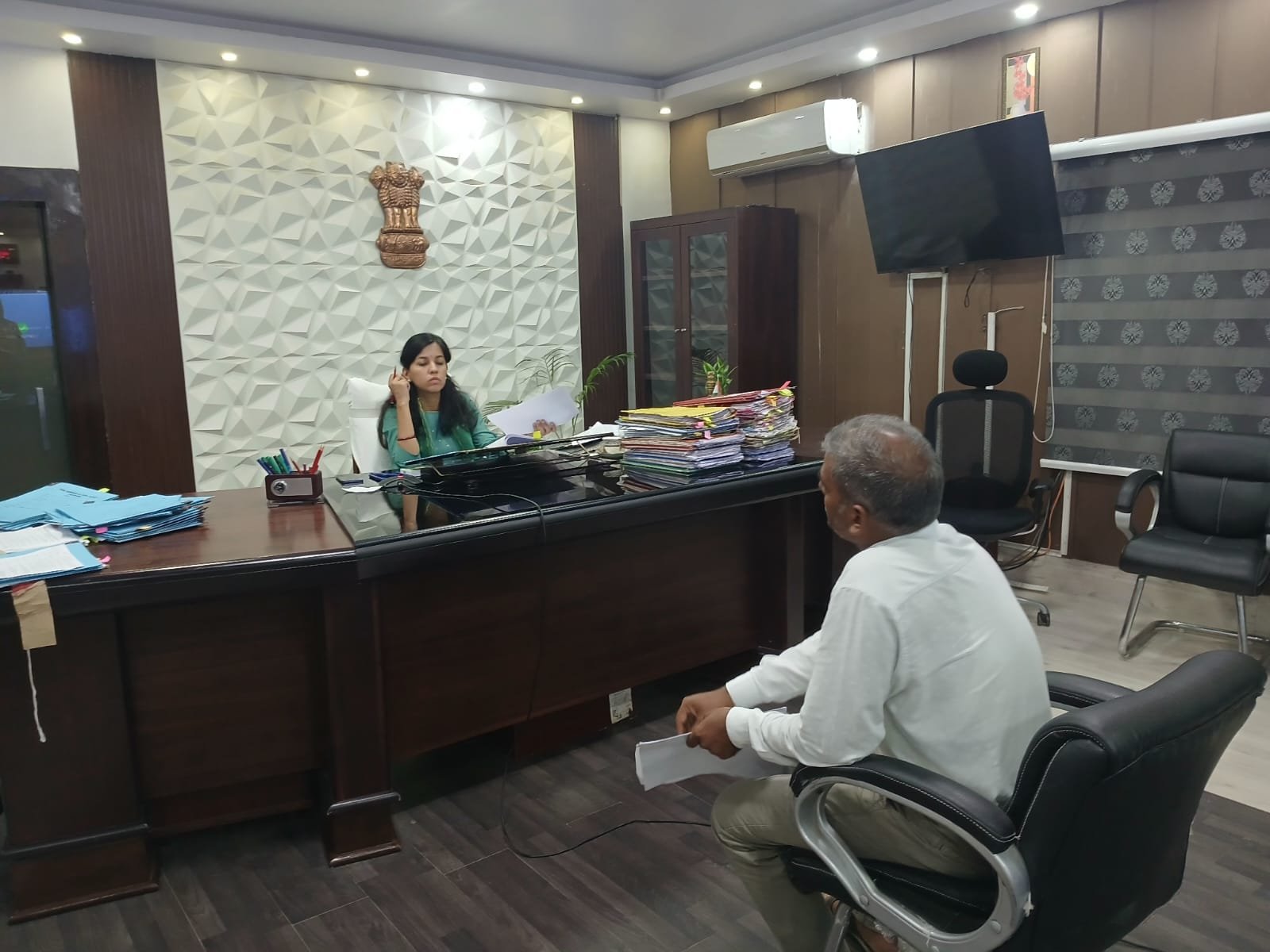 हिंदी समाचार |द्वितीय अपील 10 आवेदनों पर...