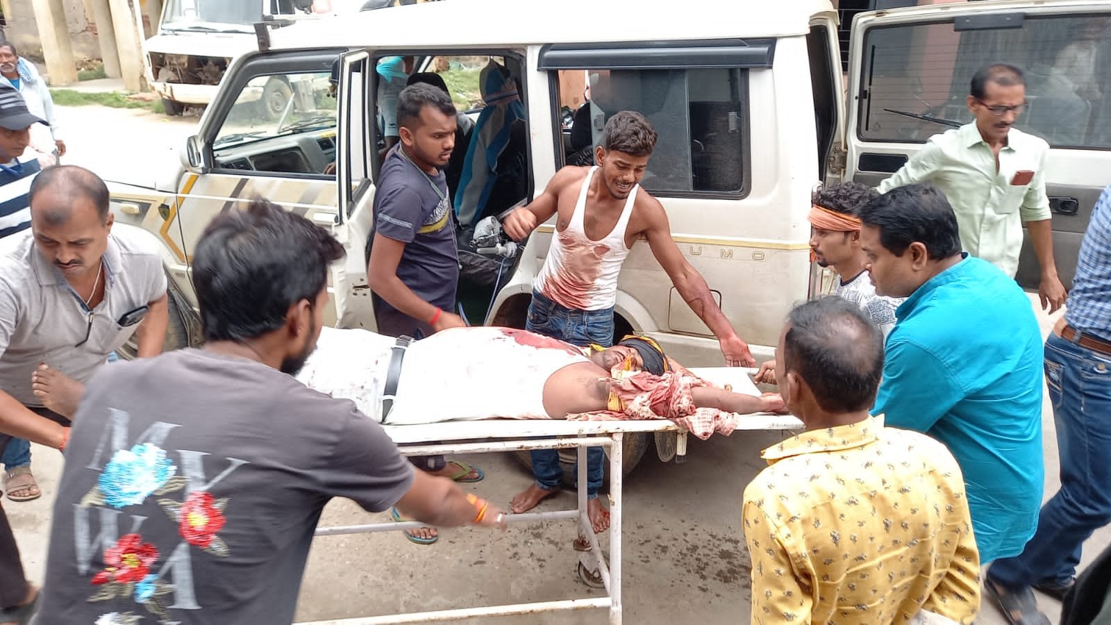 हिंदी समाचार |जमुई में दिनदहाड़े अपराधियों...