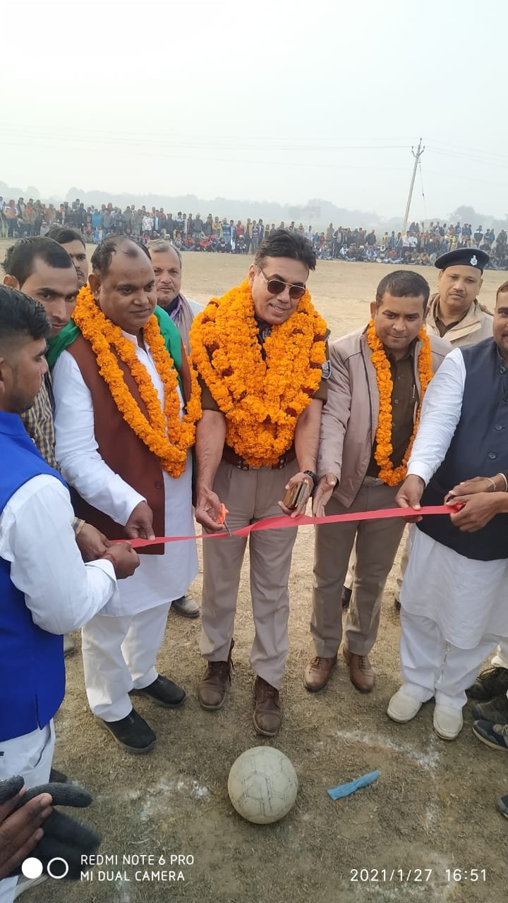 हिंदी समाचार |फुटबॉल मैच के फाइनल में हरपुर...