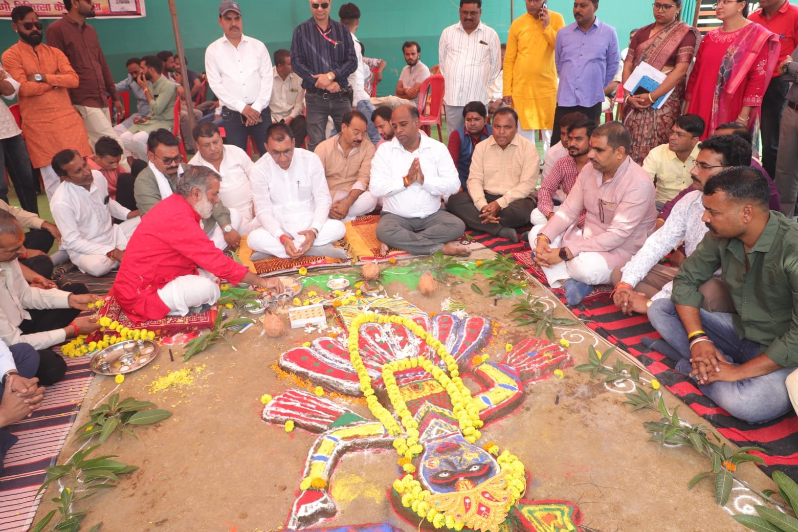 हिंदी समाचार |गोवर्धन पूजा पर गौमाता की...