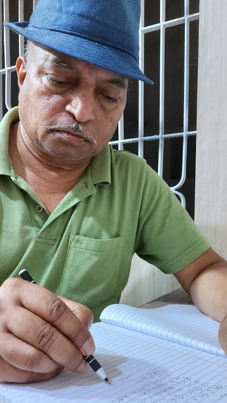 हिंदी समाचार |जीवन अबाध निरंतर -- डॉ एम डी...