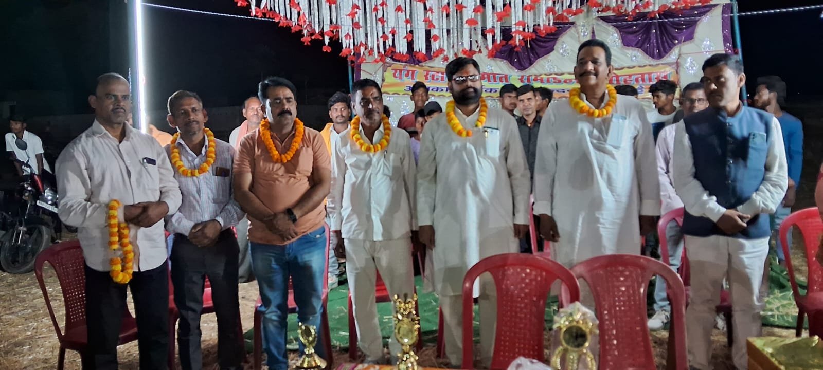 हिंदी समाचार |नाइट क्रिकेट टूर्नामेंट...