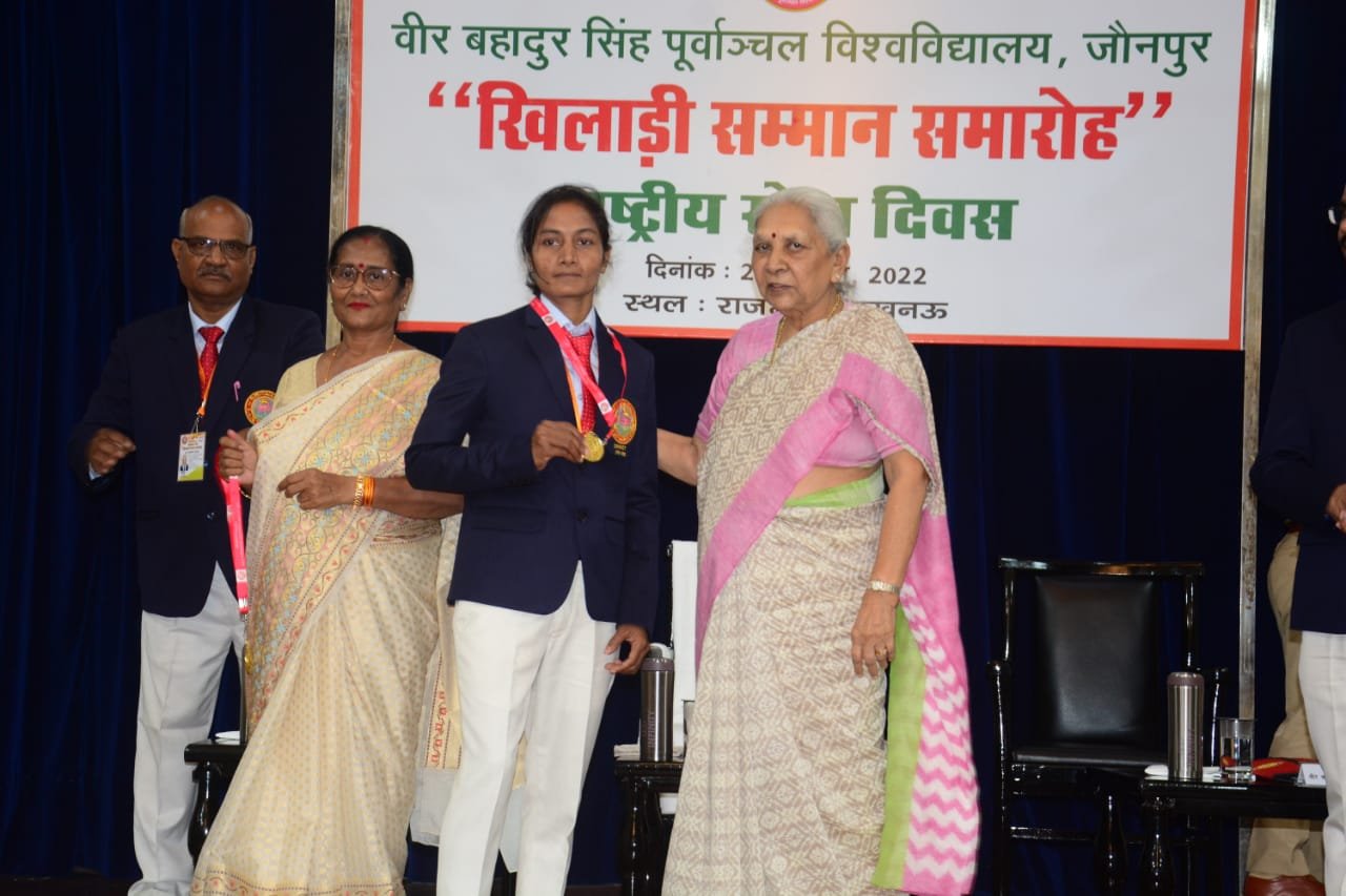 हिंदी समाचार |खिलाड़ी युवाओं के रोल मॉडल :...