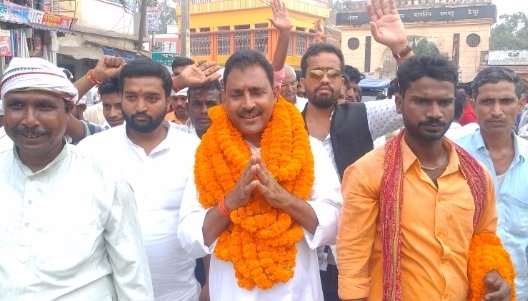 हिंदी समाचार |भूत पूर्व मुखिया एवं वर्तमान...