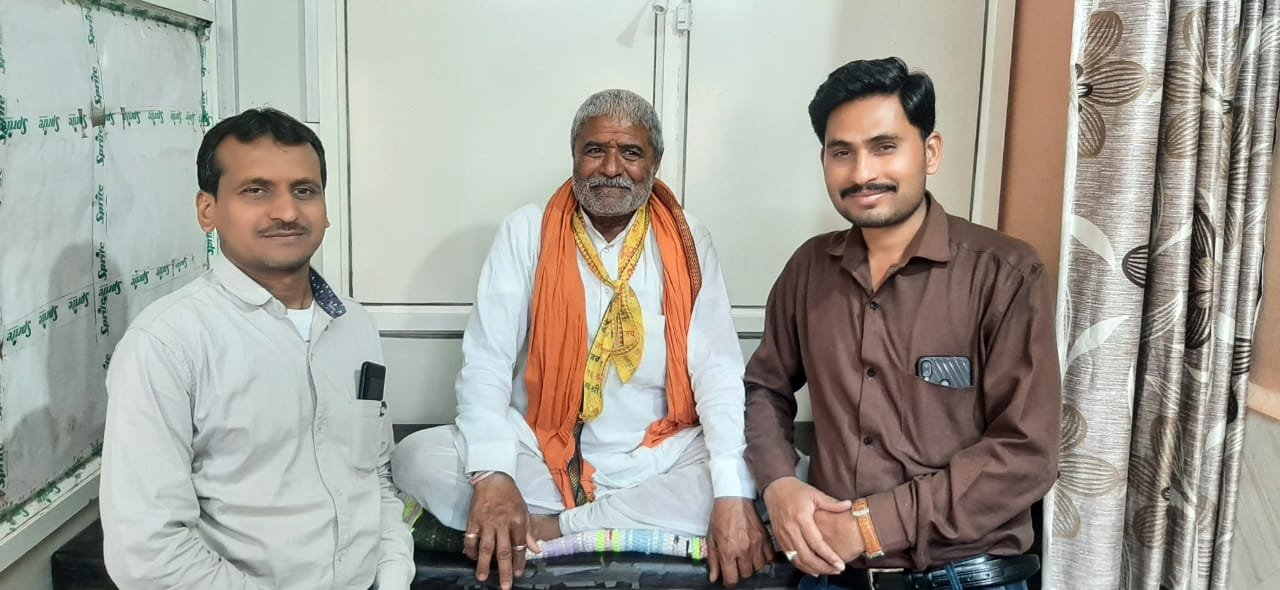 हिंदी समाचार |यादव समाज के सहयोग से...