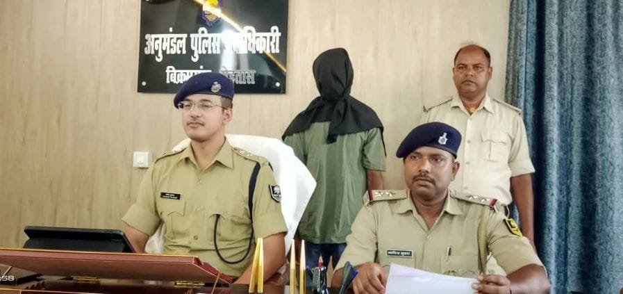 हिंदी समाचार |बाइक लूटकांड में शामिल अपराधी...