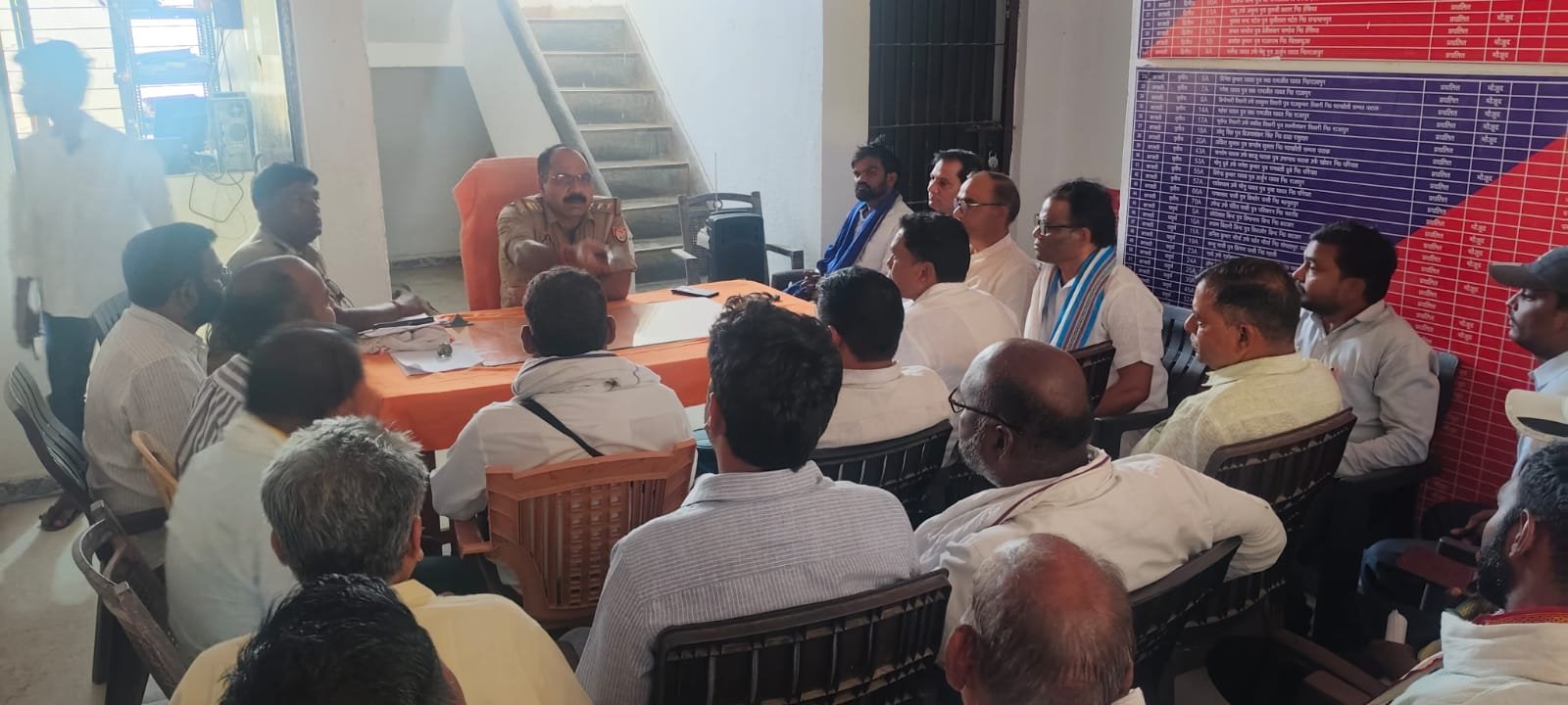 हिंदी समाचार |बरसठी थाना परिसर में पीस...