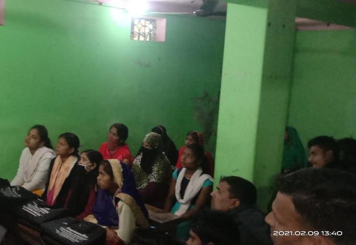 हिंदी समाचार |घरेलू महिलाएं छोटी बड़ी...