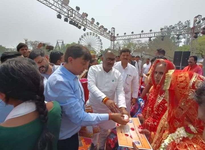हिंदी समाचार |शाहगंज मुख्यमंत्री सामूहिक...