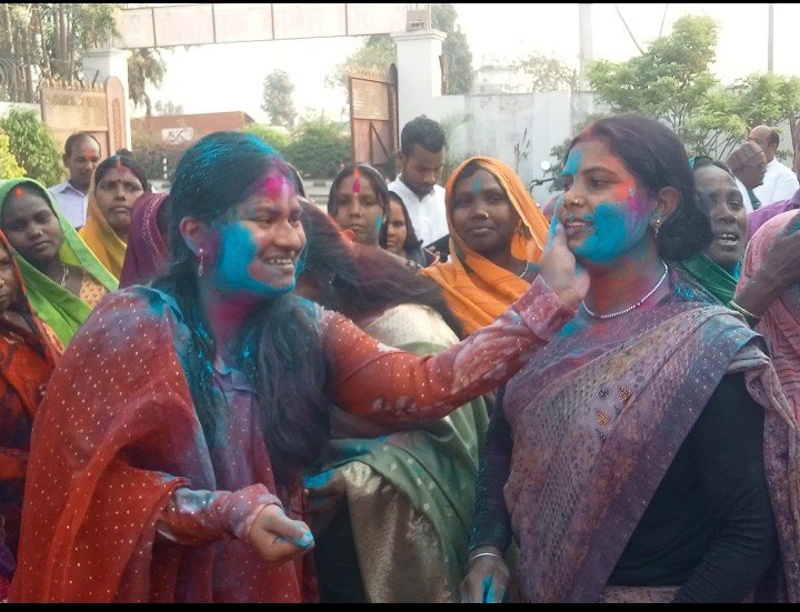 हिंदी समाचार | विधायक स्वाभिमान कार्यालय पर...