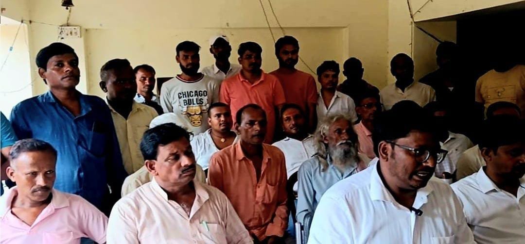 हिंदी समाचार |ग्रामीणों ने अवैध कब्जा हटाने...