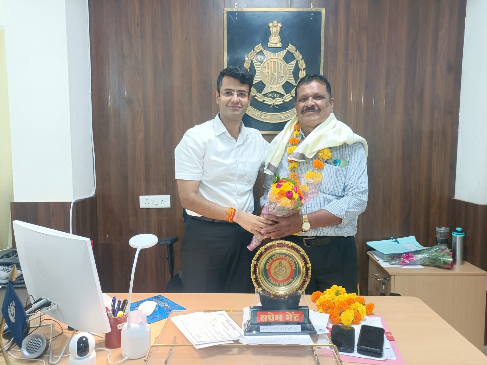 हिंदी समाचार |एसपी ने सेवानिवृत्त पुलिस...