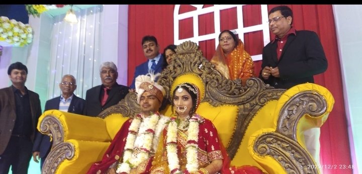 हिंदी समाचार |वैज्ञानिक नव दंपति ने दहेज...