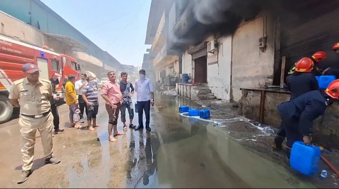 हिंदी समाचार |भिवंडी में अग्नि तांडव,...