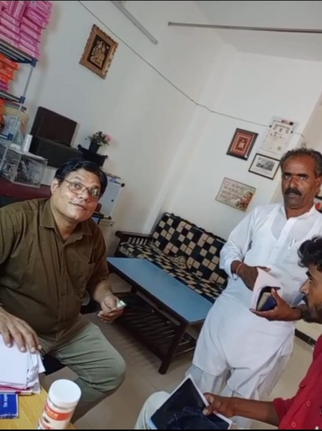हिंदी समाचार |जिला अस्पताल राजगढ़ मे गरीब...