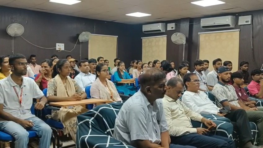 हिंदी समाचार |खेलो इंडिया युवा संवाद आयोजित