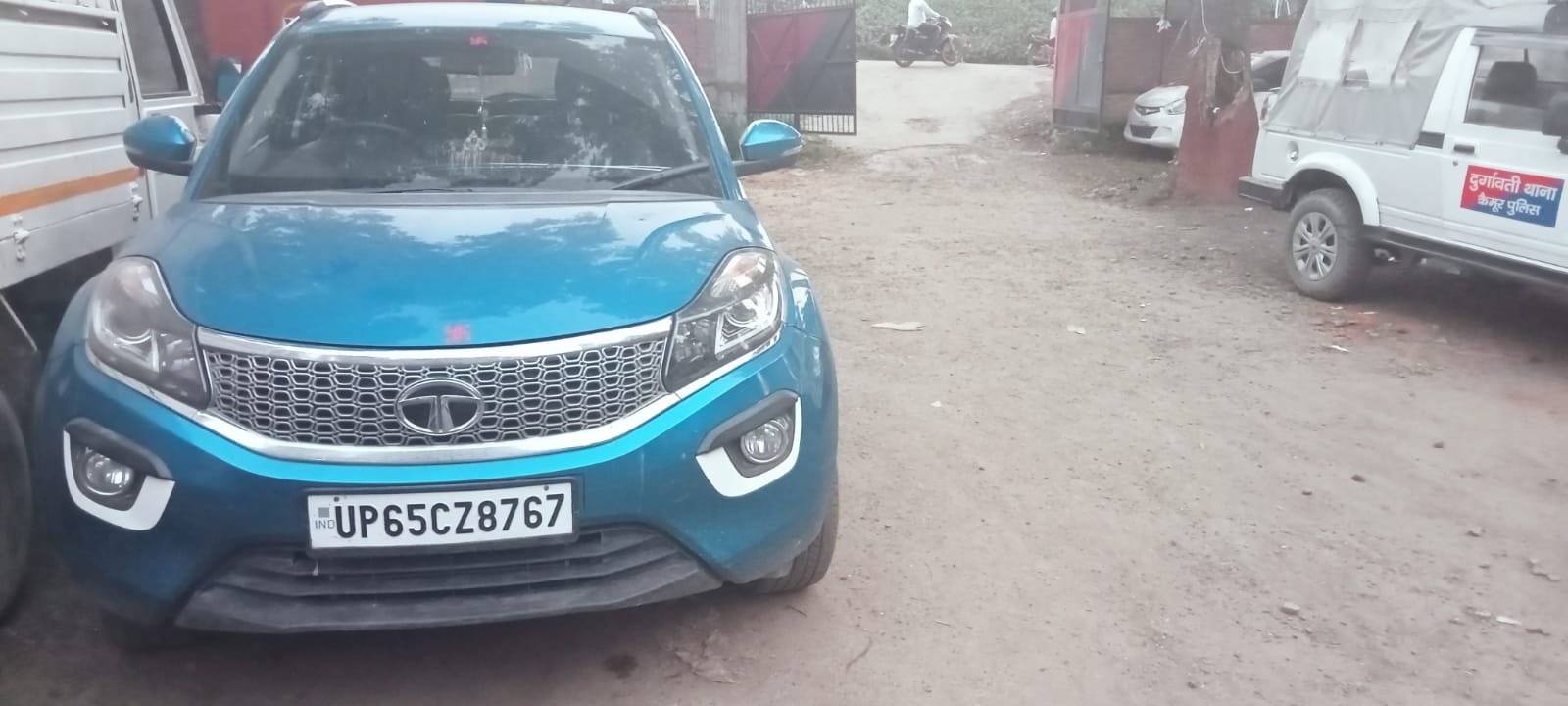 हिंदी समाचार |पुलिस का लोगो लगाना पड़ा भारी...