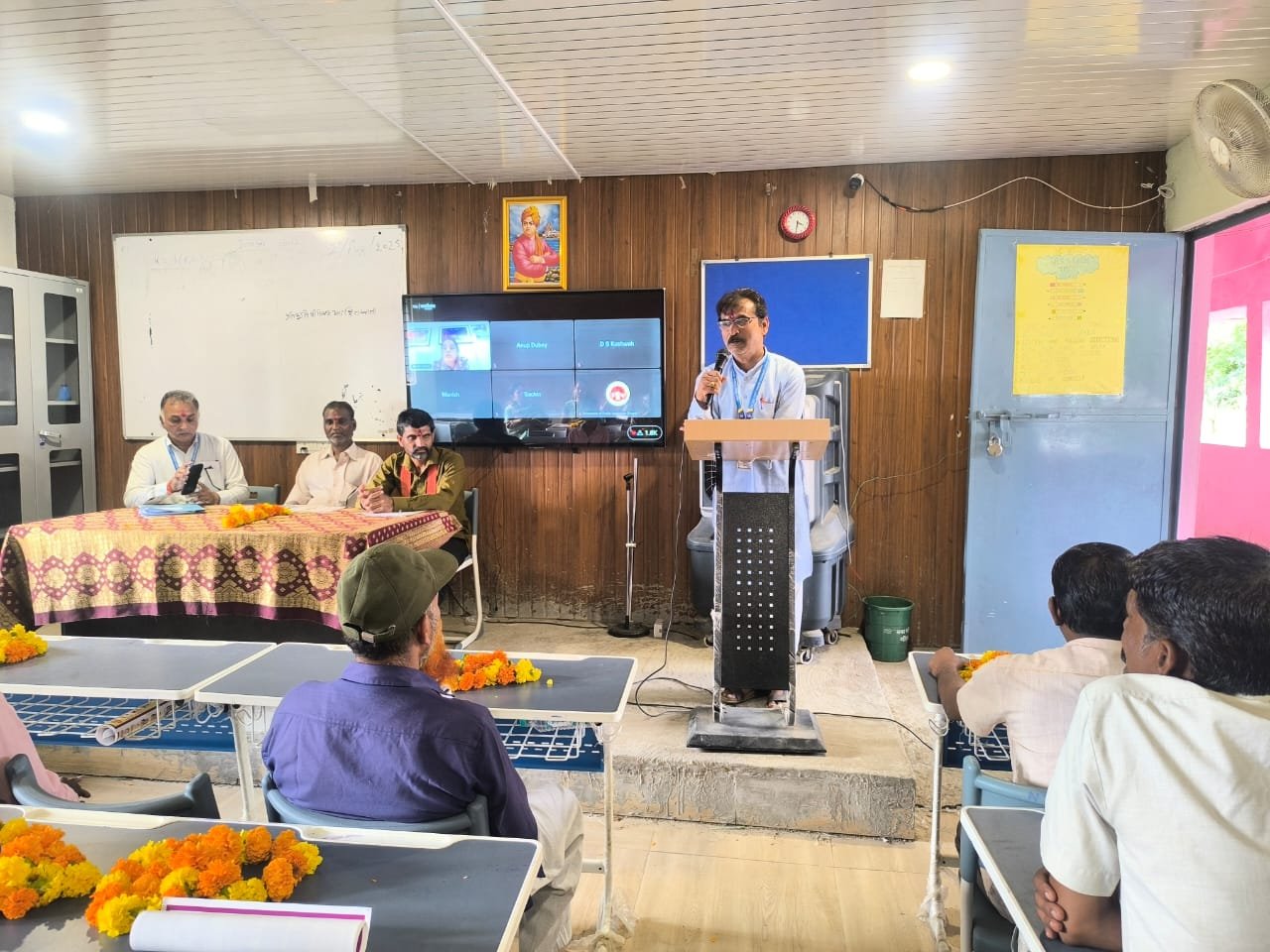 हिंदी समाचार |पीएम श्री स्कूल में पालक...