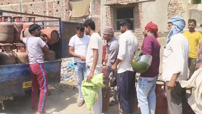 हिंदी समाचार | निर्धारित दर से अधिक वसूली पर...