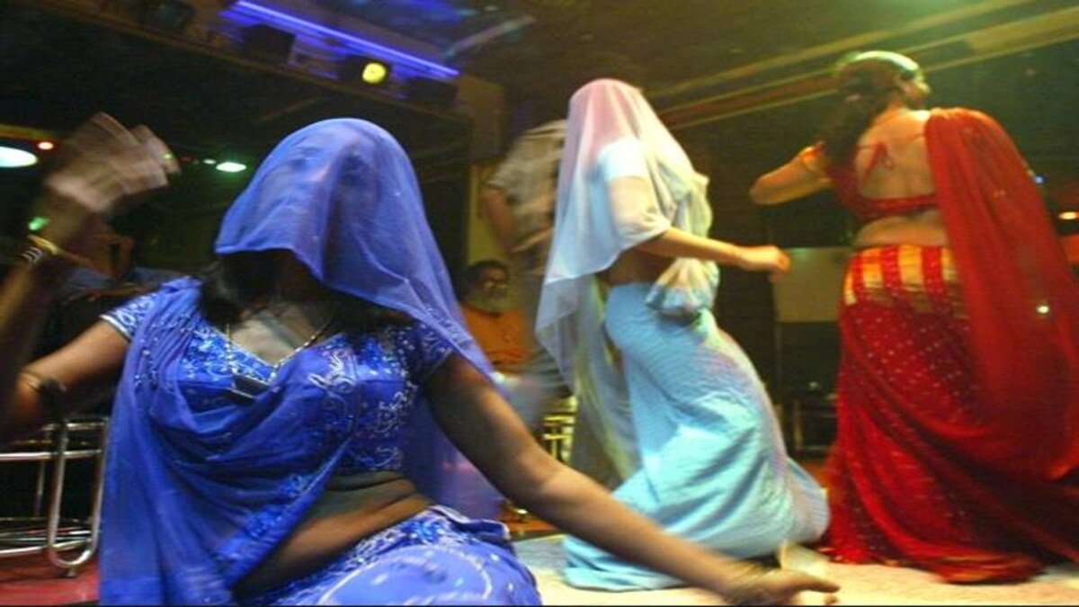 हिंदी समाचार |भिवंडी में आर्केस्ट्रा बार पर...