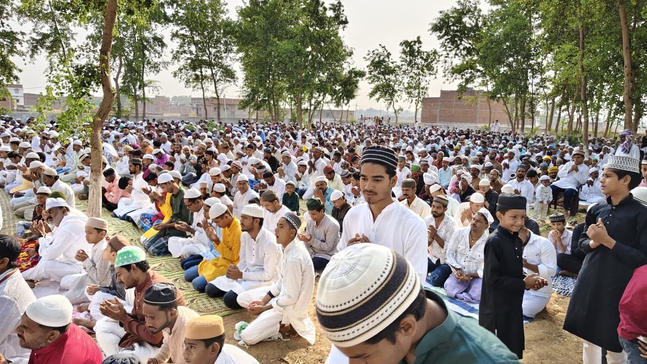 हिंदी समाचार | बिक्रमगंज में शांतिपूर्ण...