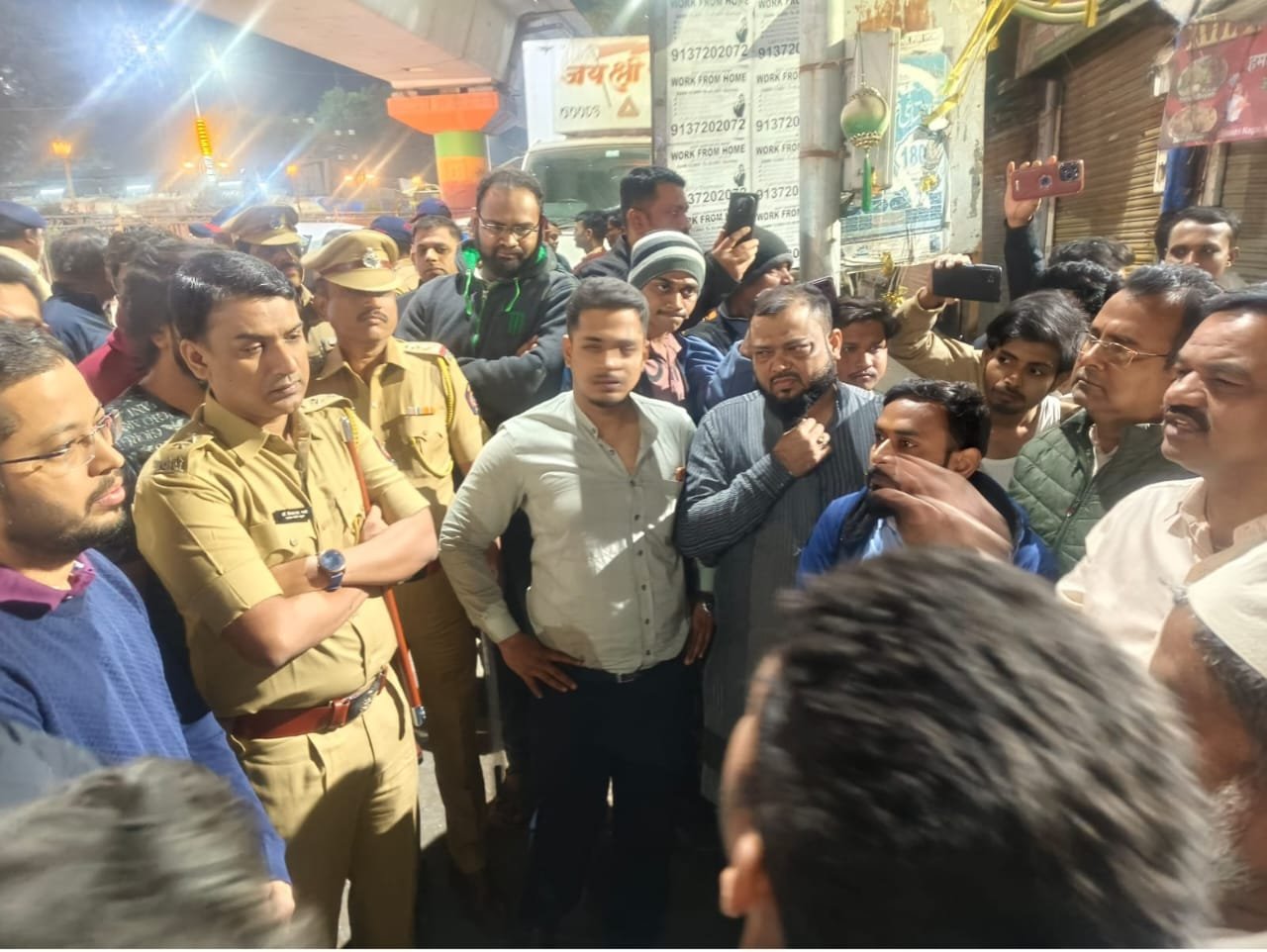 हिंदी समाचार |भोर में कल्याण रोड पर मनपा की...