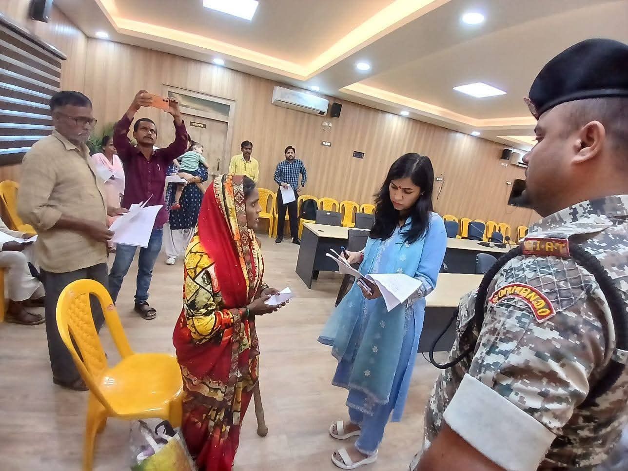 हिंदी समाचार |डीएम के जनता दरबार में 78 मामले...