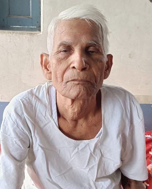 हिंदी समाचार | पत्रकार विपिन दुबे के पिता का...