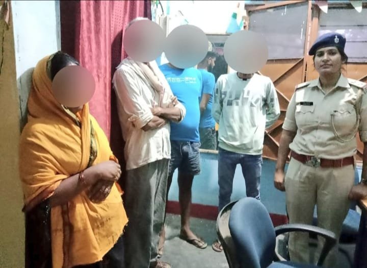 हिंदी समाचार |85 लीटर देशी महुआ वाली शराब के...