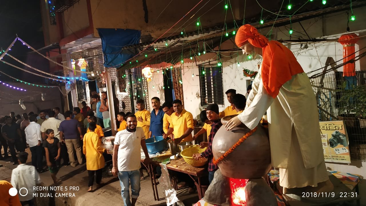 हिंदी समाचार |भांडुप में निकली साई बाबा की...
