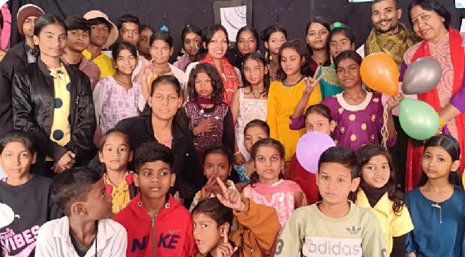 हिंदी समाचार |किलकारी में पुस्तकालय आधारित...