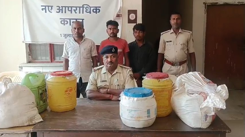 हिंदी समाचार | कुब्बा जंगल में 133 लीटर महुआ...