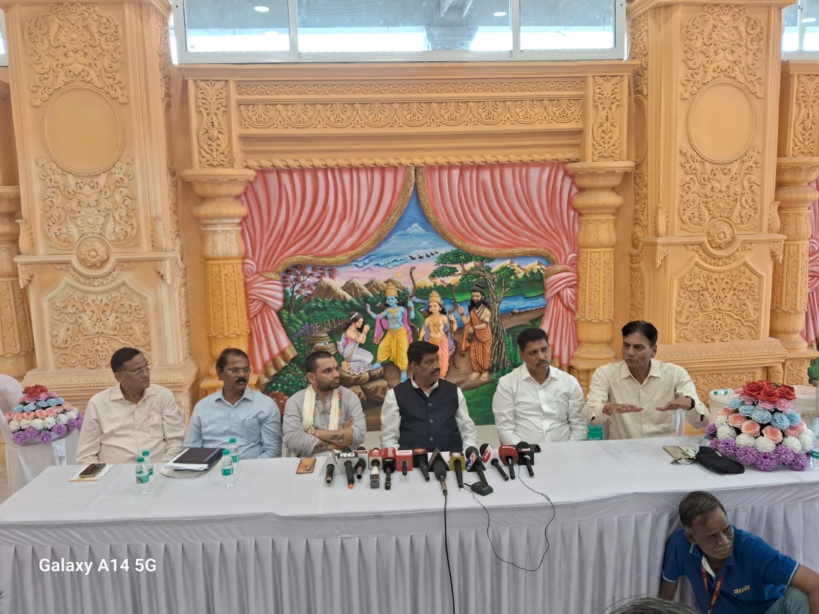 हिंदी समाचार |भिवंडी में बागेश्वर धाम पंडित...