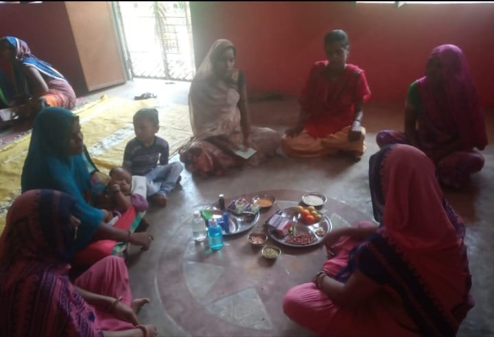 हिंदी समाचार |आंगनबाड़ी केंद्र में मनाया...