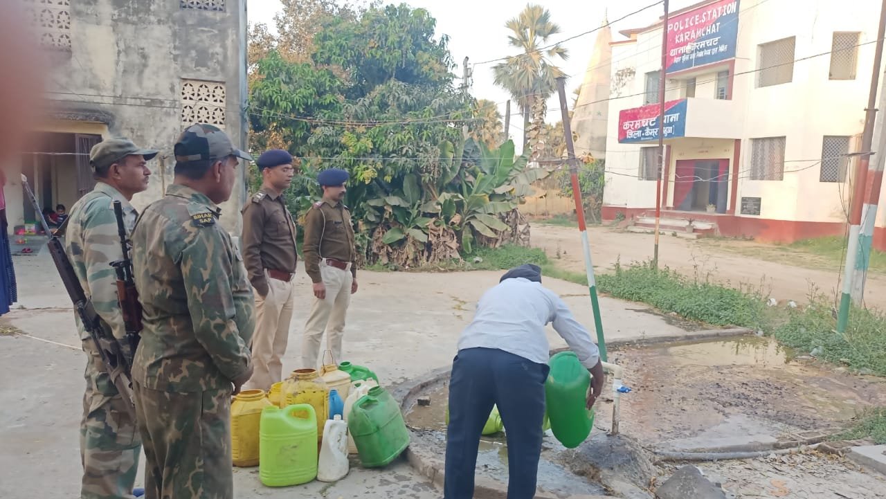 हिंदी समाचार |करमचट पुलिस ने शराब बरामद कर...