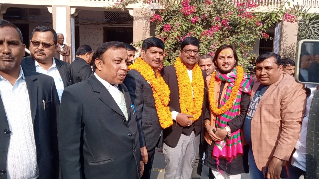 हिंदी समाचार |आजमगढ़ दीवानी बार एसोसिएशन के...