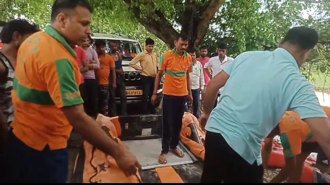 हिंदी समाचार |नहर में डूबी चार छात्राओं में...