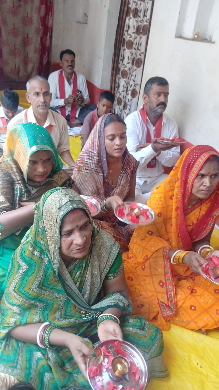 हिंदी समाचार | अगियांव बाजार में एक घंटा...