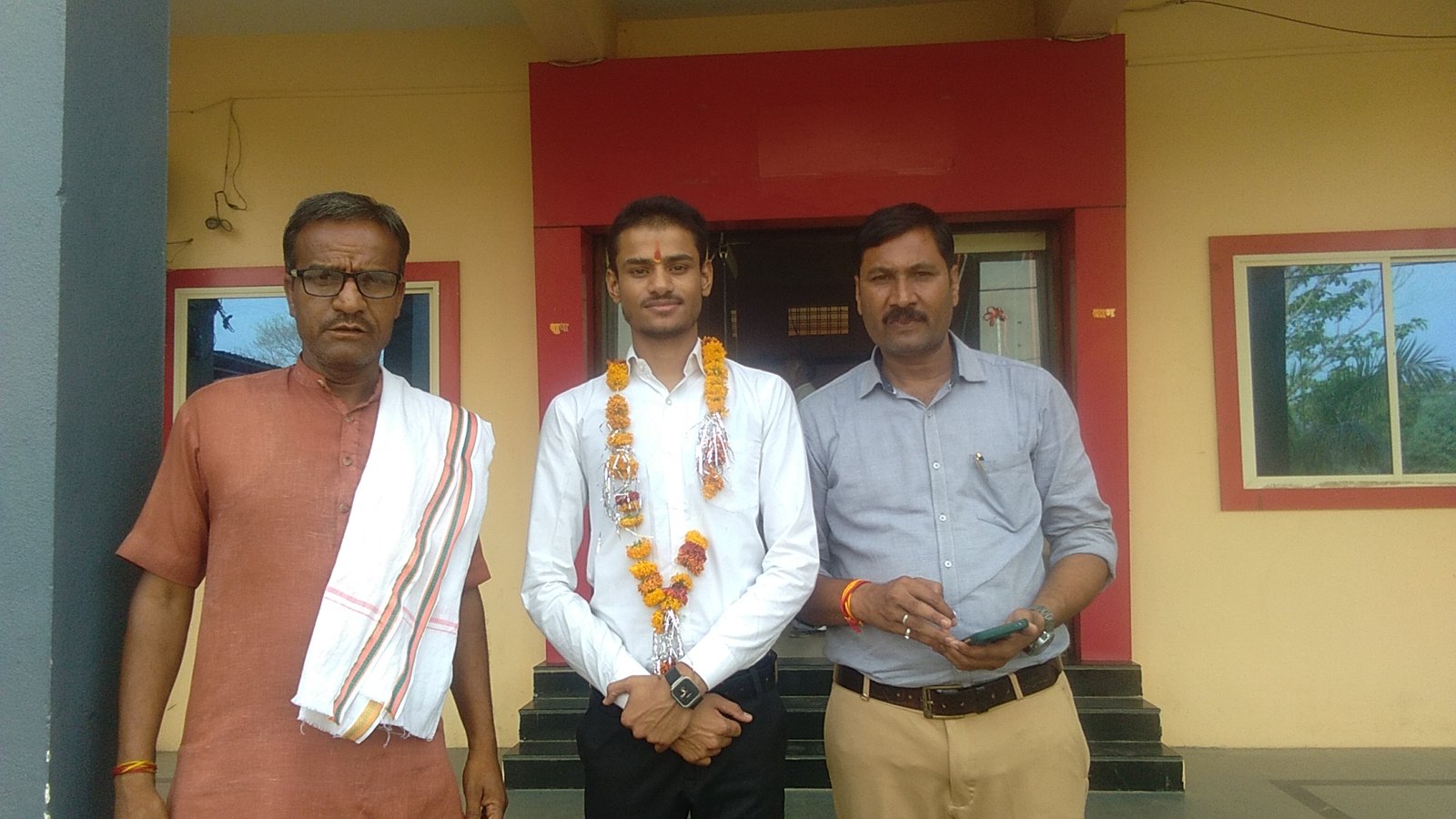 हिंदी समाचार |सर्वोदय पब्लिक हायर सेकेंडरी...