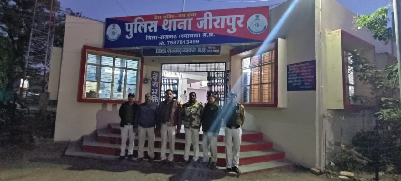 हिंदी समाचार |वृध्द महिला के पैरों से चांदी...