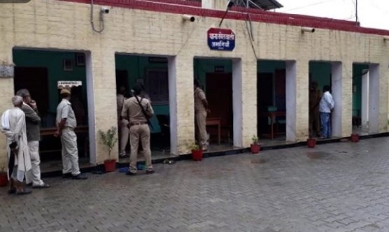 हिंदी समाचार |खून से लथपथ मिली किशोरी की...