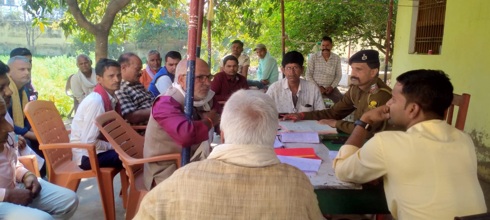 हिंदी समाचार |थाना परिसर में लगा जनता दरबार...