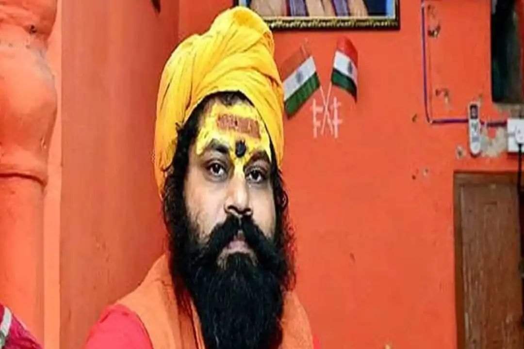 हिंदी समाचार |राम पर टिप्पणी को लेकर भड़के...