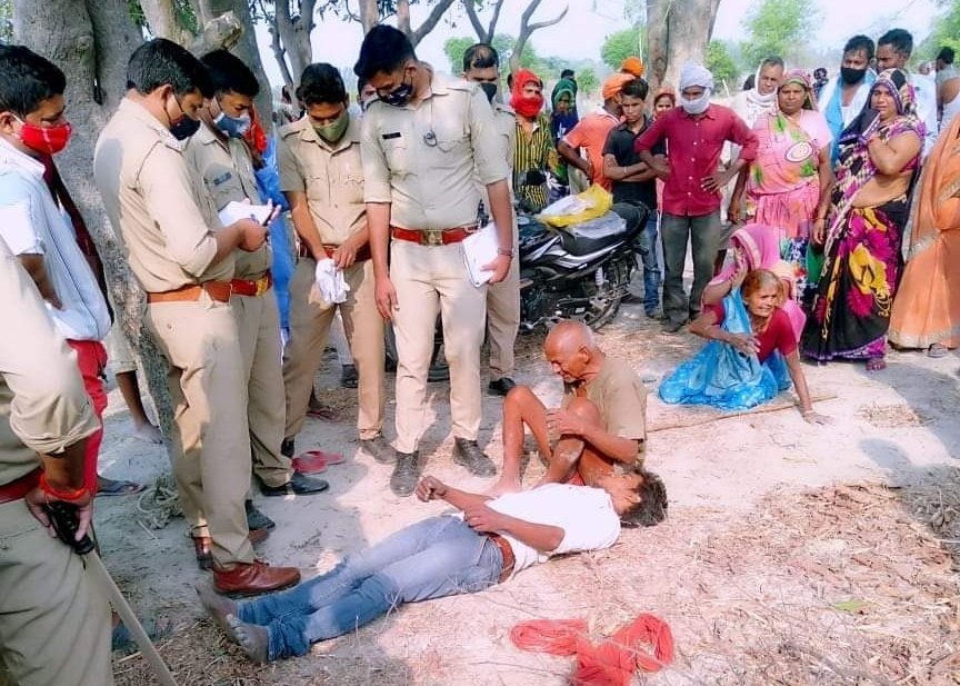 हिंदी समाचार |बाइस वर्षीय युवक का संदिग्ध...