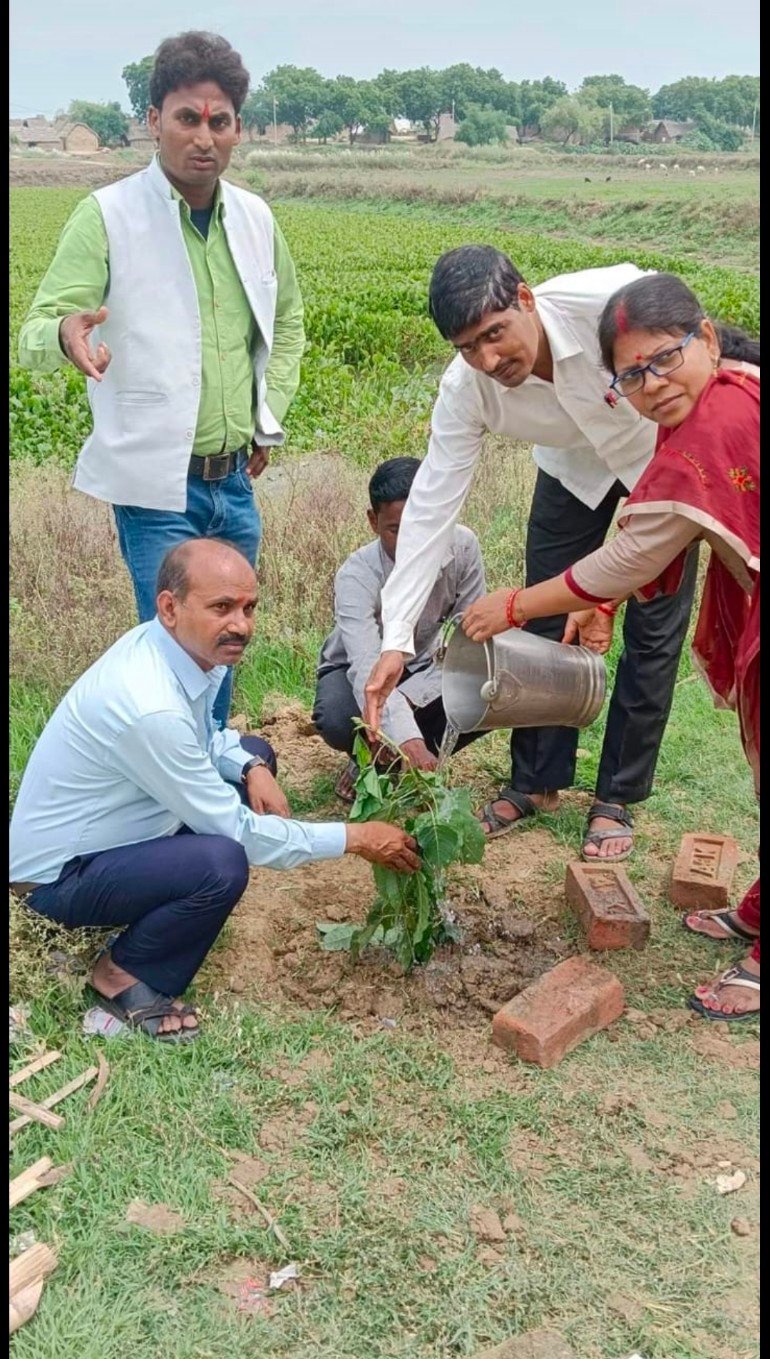 हिंदी समाचार |शिक्षक दिवस के अवसर पर...